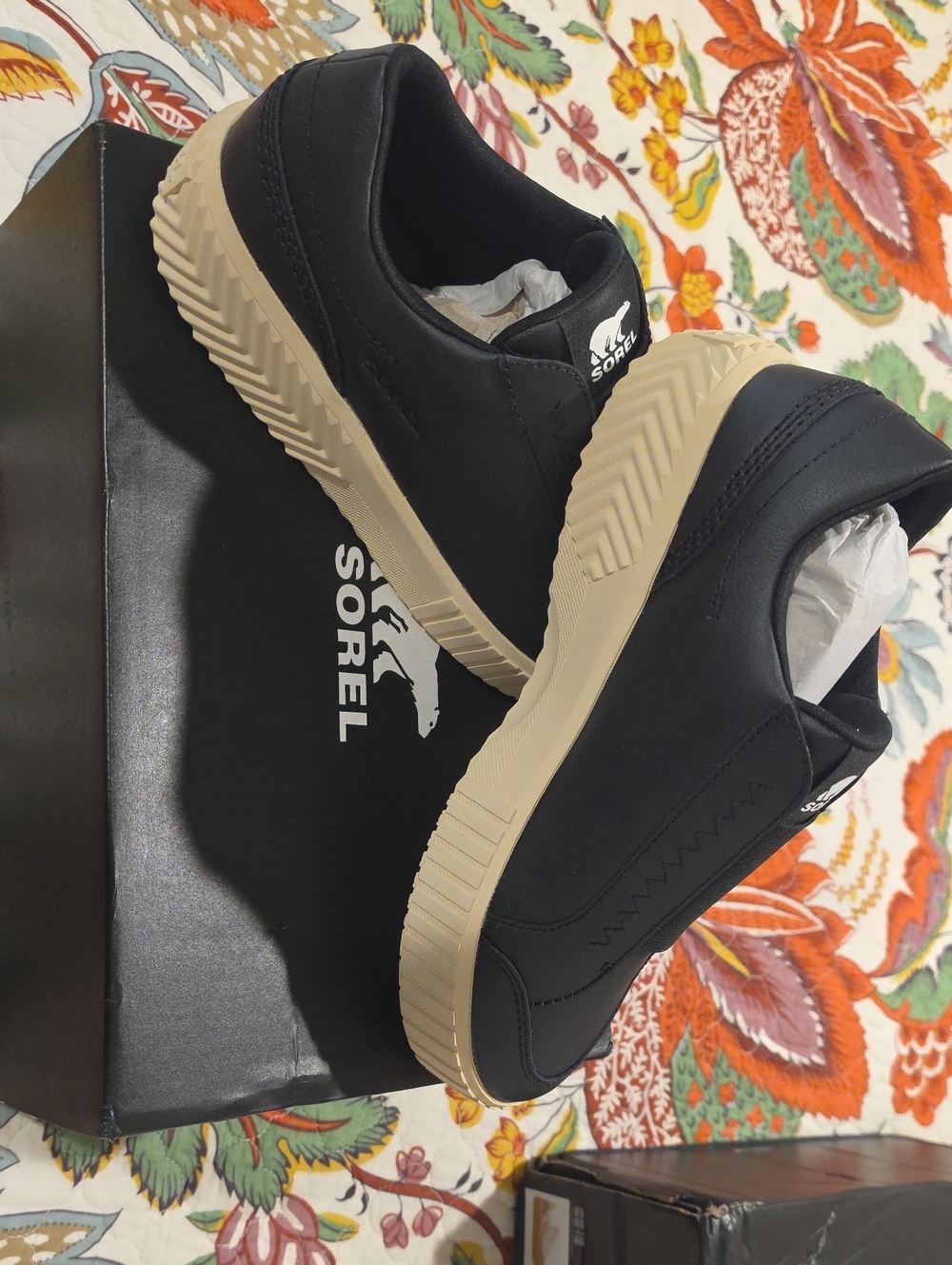 Sorel Black Low-Top Sneakers with Cream Sole ONA AVE Slip On Sneaker